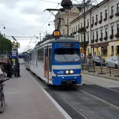 Jak dojechać do osiedla szkolnego w Krakowie - sprawdź trasy i przystanki