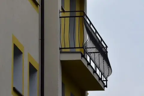 Czym pomalować balkon w bloku, aby uniknąć złej jakości farb?