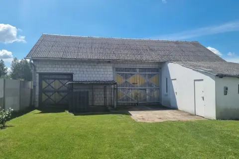 Ile kosztuje wynajem stodoły? Sprawdź ceny i ukryte koszty