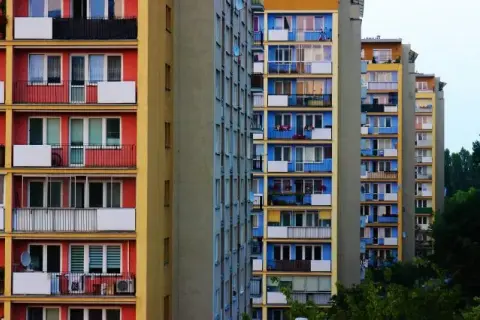 Po jakim czasie można wykupić mieszkanie komunalne i uniknąć problemów