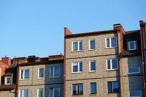 Mieszkanie chronione – co to jest i jak uzyskać wsparcie?