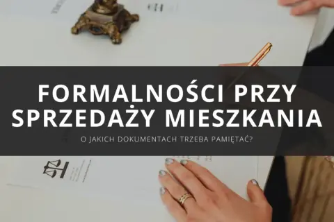 Formalności przy sprzedaży mieszkania: jakie dokumenty potrzebne do sprzedaży mieszkania? Dłoń z pierścionkami na dokumentach.