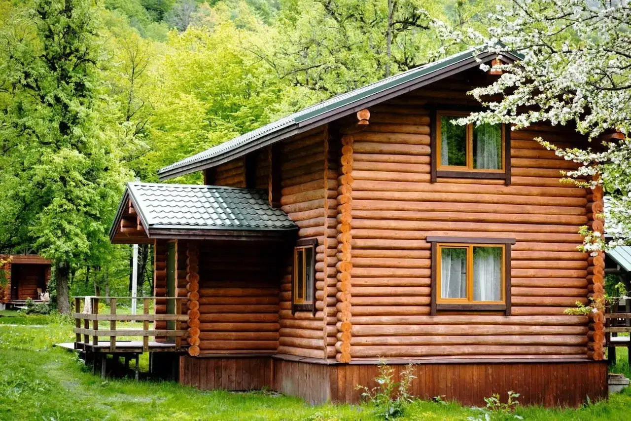 Zdjęcie Czy budynek rekreacji indywidualnej może być traktowany jako mieszkalny?