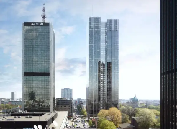 Nowoczesne wieżowce, w tym Marriott i roma tower, dominują nad panoramą miasta.